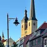 Villakrocker - Elberadweg Trifft Wandkunstwerk Burg bei Magdeburg