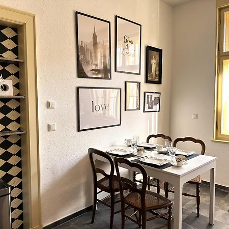 Villakrocker - Elberadweg Trifft Wandkunstwerk Apartment *
