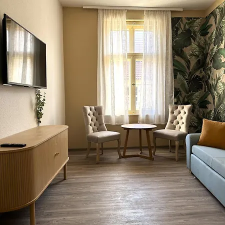 Villakrocker - Elberadweg Trifft Wandkunstwerk Apartment Burg bei Magdeburg