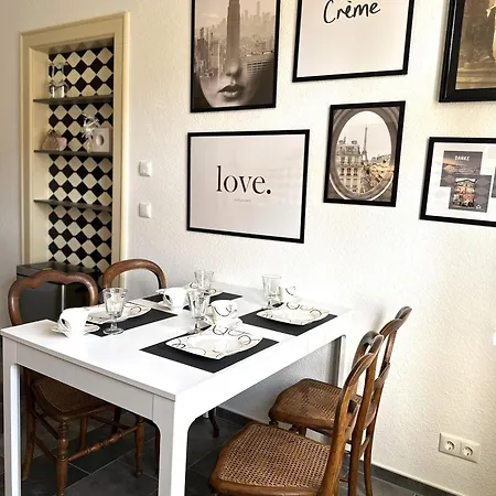 Villakrocker - Elberadweg Trifft Wandkunstwerk Διαμέρισμα Burg bei Magdeburg