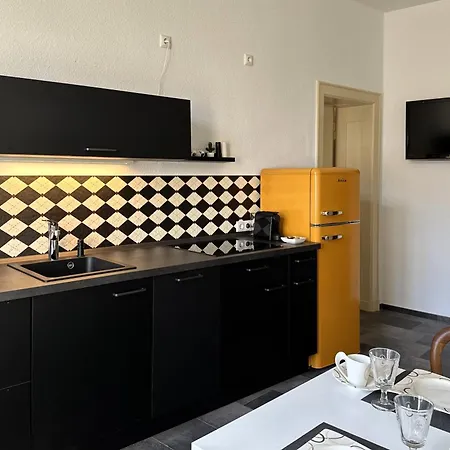 Διαμέρισμα Villakrocker - Elberadweg Trifft Wandkunstwerk Burg bei Magdeburg