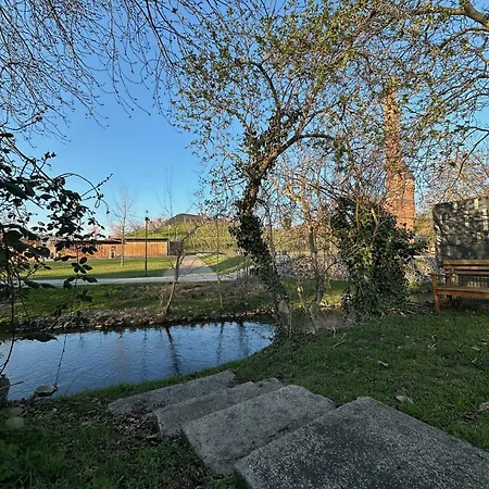 Apartment Villakrocker - Elberadweg Trifft Wandkunstwerk *