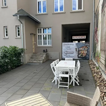 Villakrocker - Elberadweg Trifft Wandkunstwerk Appartement Burg bei Magdeburg
